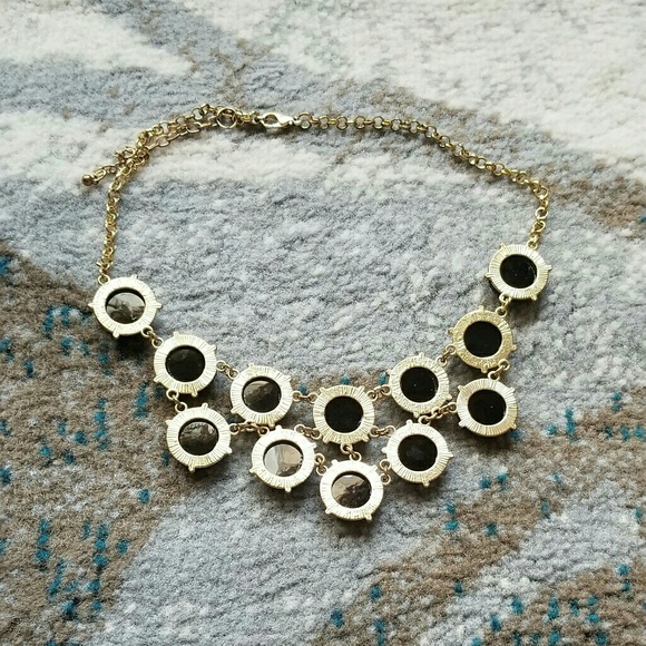 statement Necklace - Picture 4 of 4